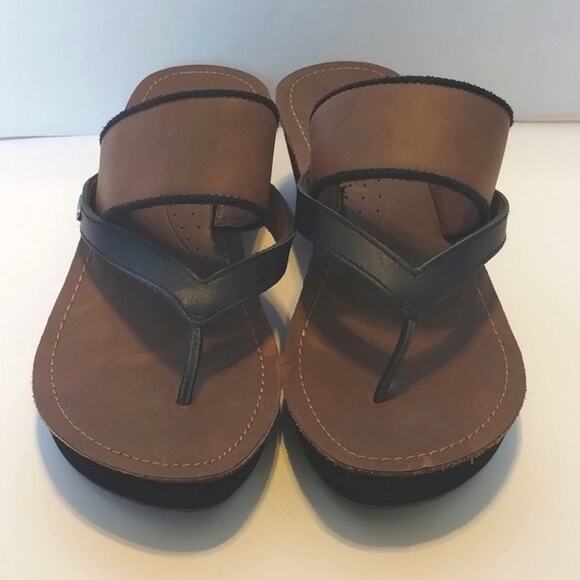 Acorn Brown & Black Slip On Thong Wedge Sandals Women's 7 - Picture 1 of 10